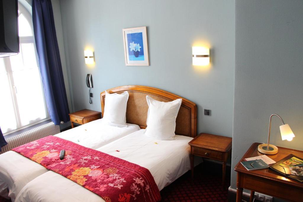 Hotel Restaurant La Cigogne Munster  Bilik gambar